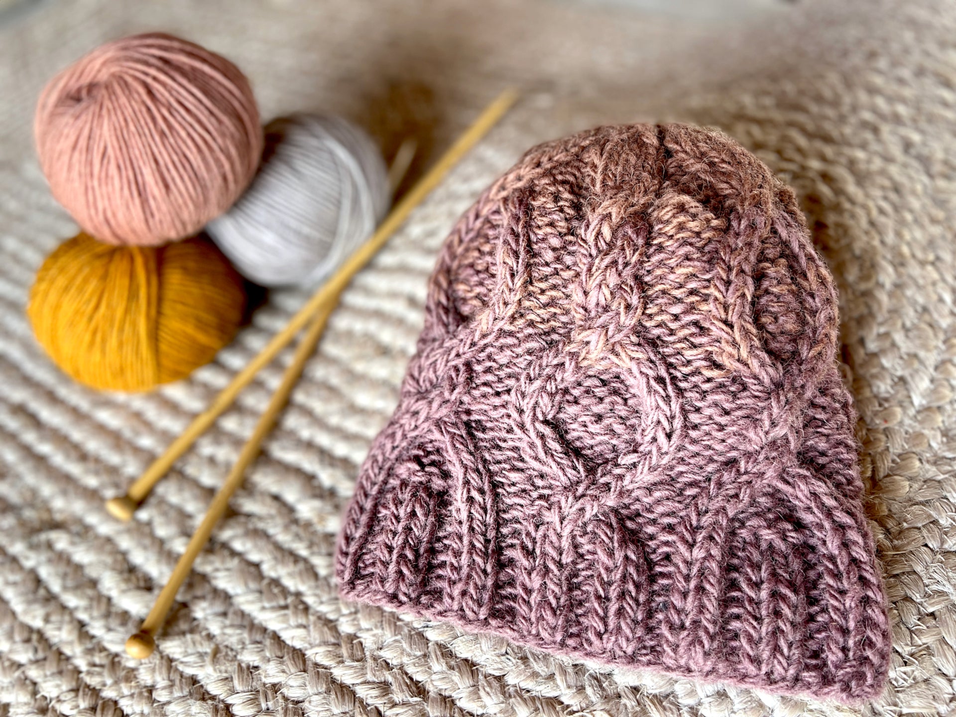 Iria Hat Mütze - Strickanleitung