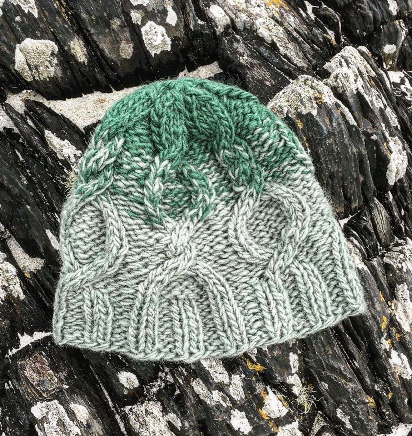 Iria Hat Mütze - Strickanleitung